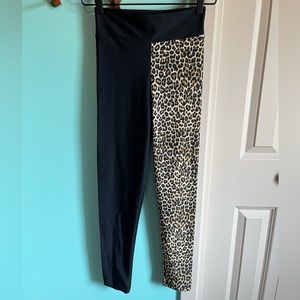 🆕 VTG Style Half Leopard and Black Leggings